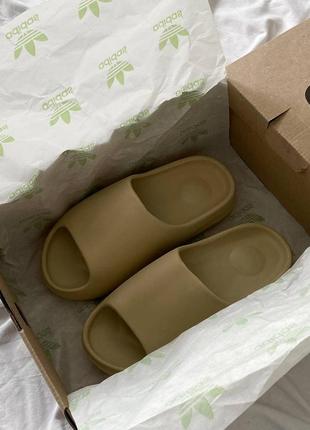 Шльопанці в стилі adidas slide earth bone no logo