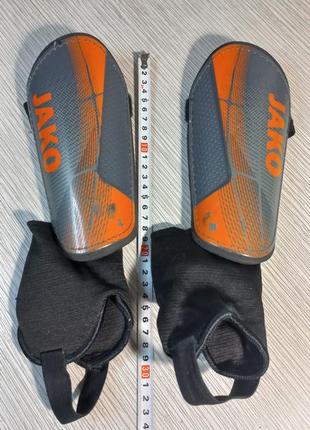 Футбольні щитки