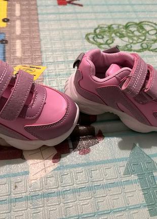 Детские кроссовки на девочек