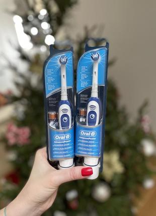 Щітки електричні oral-b6 фото