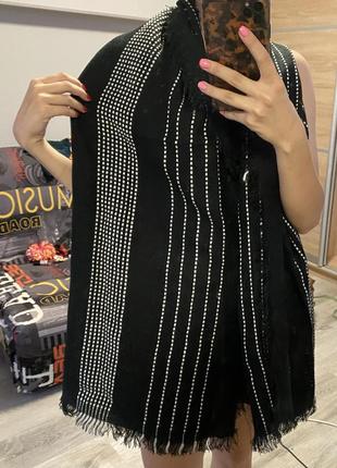 Стильный длинный шарф черный