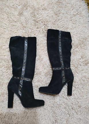 Распродажа!!!замшевые сапоги 38-39 размер.на каблуке.ботинки,сапоги