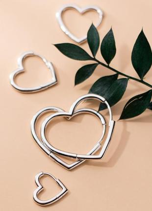 Серьги серебряные большие сердца, элегантные серьги минимализм любви, размер 3 и 1.3 см, серебро 925 пробы1 фото