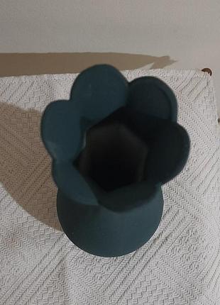 Ваза для цветов.