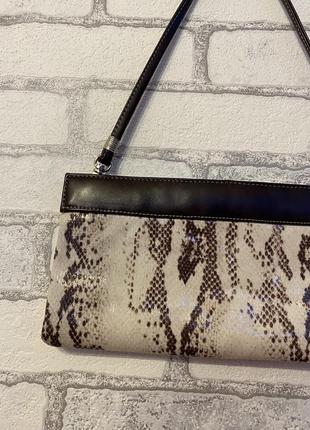 Стильная трендовая сумка в необычный принт с кожаными вставками и ремешком, efanbi by ferchi