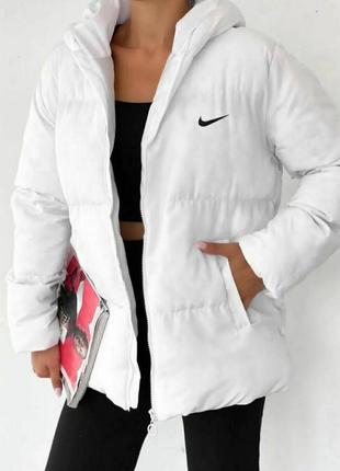 Женская тёплая куртка на молнии с капюшоном есть карманы накат nike