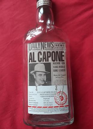 Для коллекционеров:фирменная бутилка,al capone