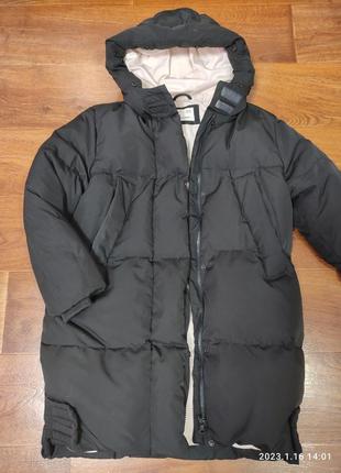 Пуховик zara для девочки р.140