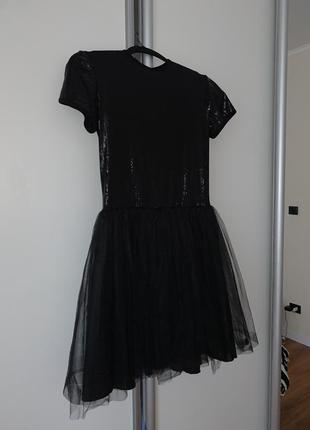Чорна сукня з фатином😍