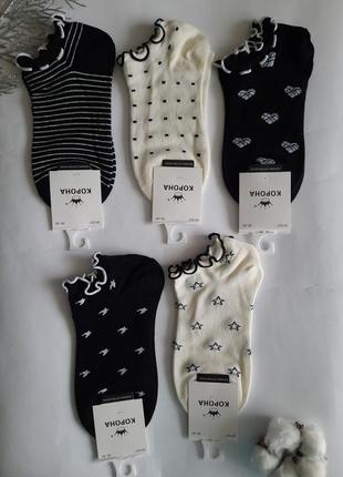 Набір шкарпетки жіночі короткі з візерунком і рюшею преміум якість3 фото