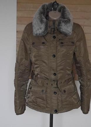 Куртка утеплена розмір l madonna military season