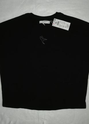 Оверсайз футболка чорного кольору з вишивкою reserved1 фото