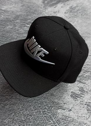 Оригінальна кепка nike snapback5 фото