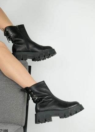 Дизайнерські чорні шкіряні жіночі черевики натуральна шкіра на флісі 271869 фото