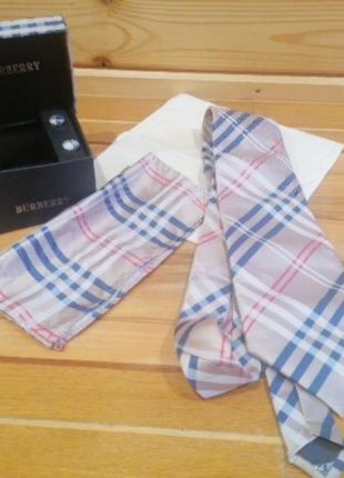 Подарочный подарочный набор галстук запонки платок burberry3 фото
