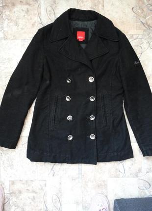Утепленная куртка- пальто очень приятная ткань - бренд esprit