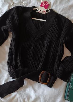 Стильний укорочений чорний джемпер