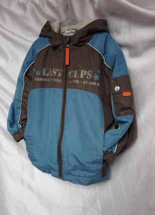 Лёгкая весенняя курточка