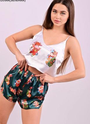 Женская атласная пижама двойка шорты и майка.