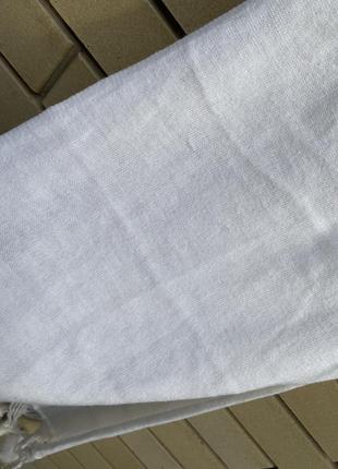 Білий шарф палантин з пензликами2 фото