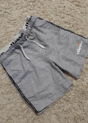 Серые спортивные шорты с резиночкой короткие для фитнеса