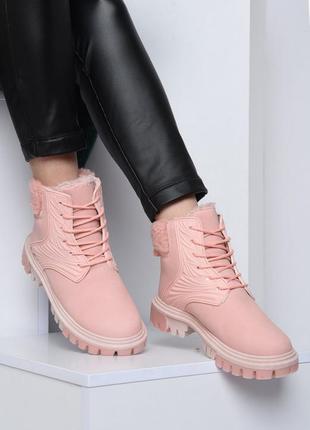 Ботинки женские зимние розового цвета2 фото