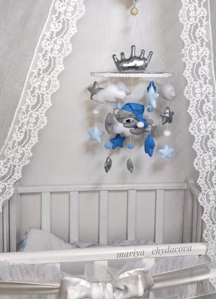 Музичний мобіль у ліжечко.