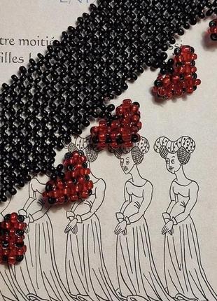 Чорний чокер з бісеру з серденьками ручної роботи