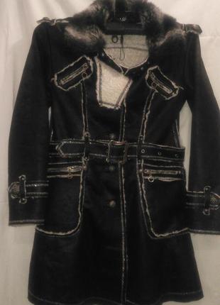 Очень  красивая дублёнка