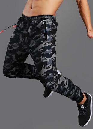 Спортивные штаны мужские джогеры повседневные, для спорта камуфляжные3 фото