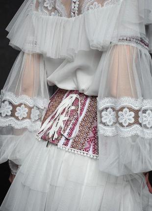 Платье вышиванка женское короткое мини белое с украинской тематикой, в этническом стиле, этно нарядное, платье на выпускной, на роспись, свадьбу3 фото