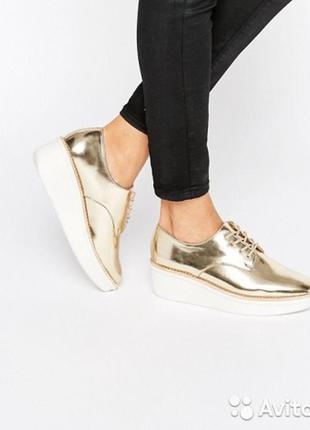 Золотые блестящие натуральные кожаные ботинки туфли на платформе броги со шнуровкой балетки aldo2 фото