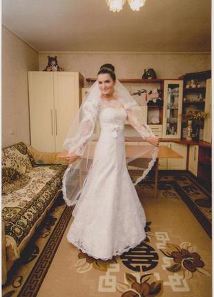 Сукню весільну, мереживо+атлас2 фото