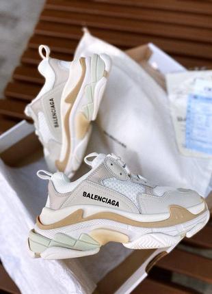 Хіт продаж жіночі  кросівки triple s white3 фото