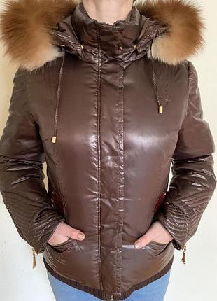 Куртка,пуховик