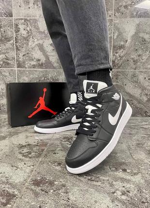 Кроссовки nike air jordan 1