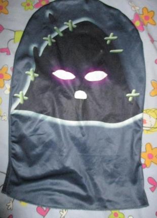 Маска карнавальна