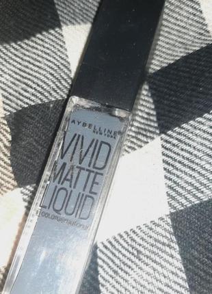 Блеск для губ maybelline
