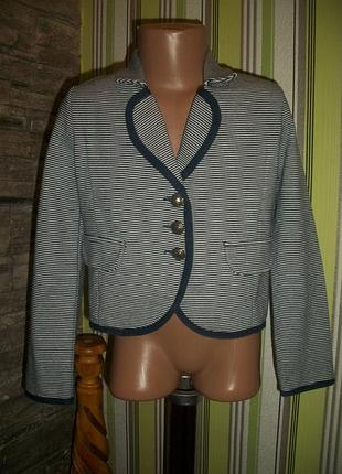 Стильный пиджак в полоску на 7 лет next некст турция