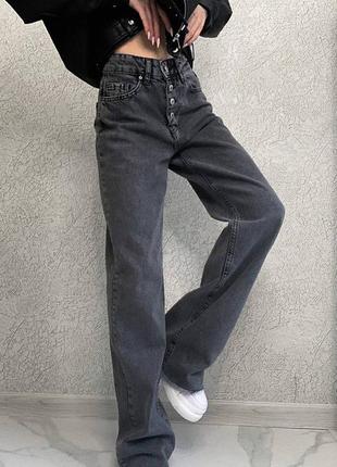 Женские джинсы палаццо с  пуговицами и обрезанным низом