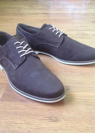 Нові туфлі greyder