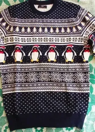 Продам стильный, оригинальный джемпер с пингвинами, размер s-m :)
