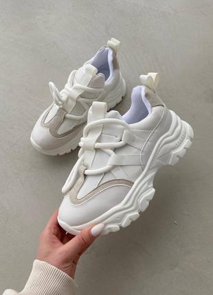 Стильні і дуже легкі кроси😍