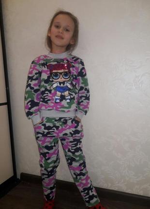 Костюм з лялькою лол