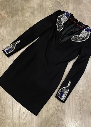 Месть бывшему – эффектное черное короткое платье