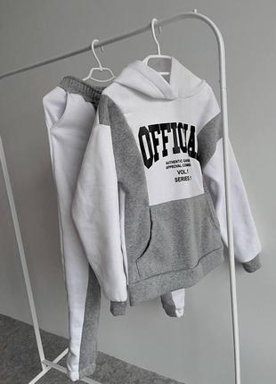 Костюм спортивный прогулочный двойка на флисе с начесом тёплый зима осень худи с капюшоном серый белый