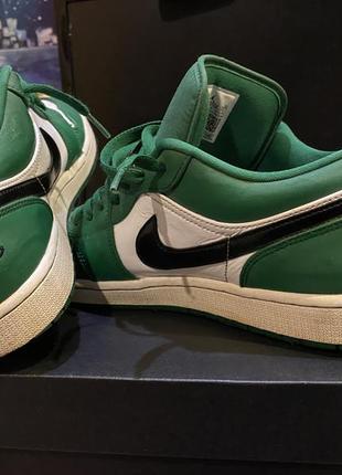 Nike air jordan 1 low pine green black white 553558-3012 фото