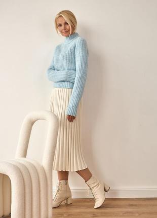 Укороченный теплый женский свитер с шерстью мериноса4 фото