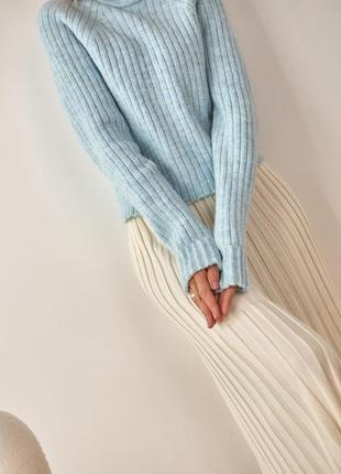 Укороченный теплый женский свитер с шерстью мериноса5 фото