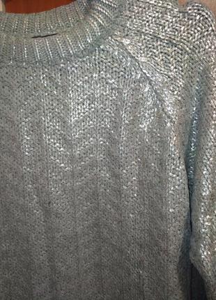 Модный свитерок с напылением2 фото